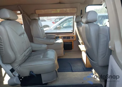 2002 Ford E-150 Commercial/Recreational from USA, damaged, VIN 1FDRE14W02HA38373